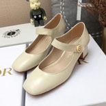   ڱ    MB8022-3   