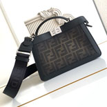 �ҵ� ��ī�� ���̾��� ũ�ν��� VA582-2