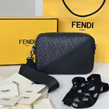 �ҵ� ��Ƽ�� ī�޶�� ũ�ν��� D0287-3